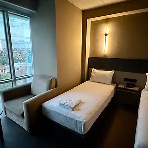 4* Hotel Esse Joven